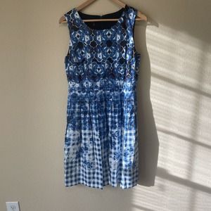 Talbots Dress Womens 12 Petite Blue Floral Stretch Pleated Fit & Flare A-Line